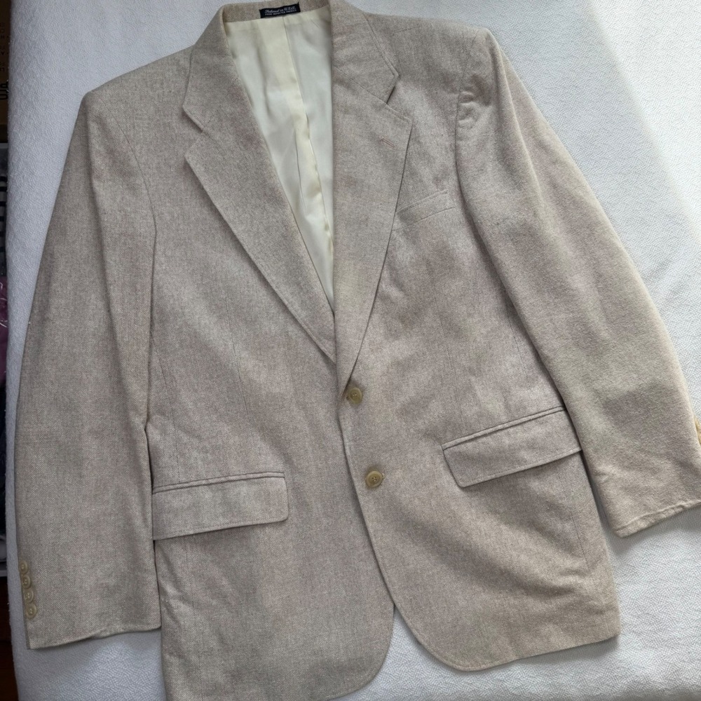Saville Row Mens 100% Silk Blazer Sport Coat Tan Beige Two Button Tailored USA